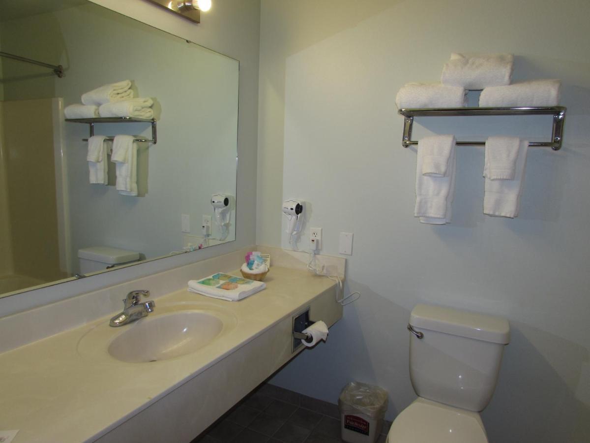Fairbridge Inn & Suites Dupont Εξωτερικό φωτογραφία