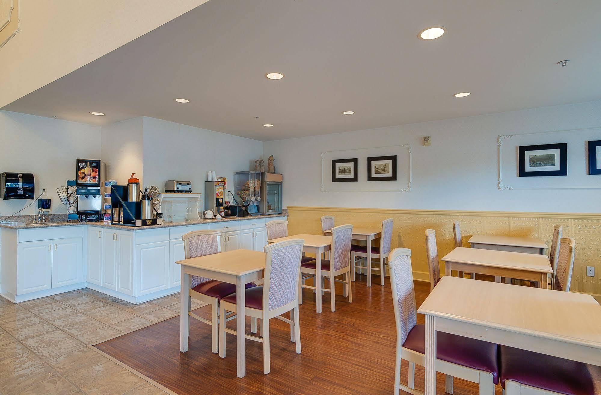Fairbridge Inn & Suites Dupont Εξωτερικό φωτογραφία