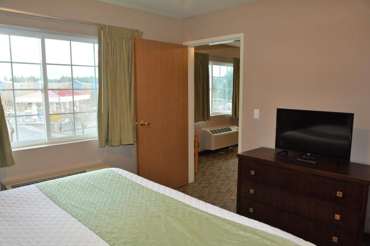 Fairbridge Inn & Suites Dupont Εξωτερικό φωτογραφία