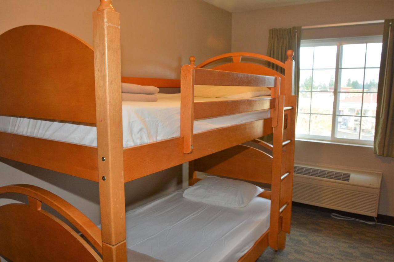 Fairbridge Inn & Suites Dupont Εξωτερικό φωτογραφία